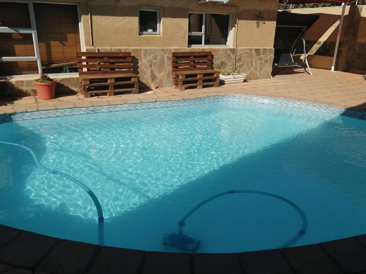 Esperanca Guesthouse Windhoek Esterno foto