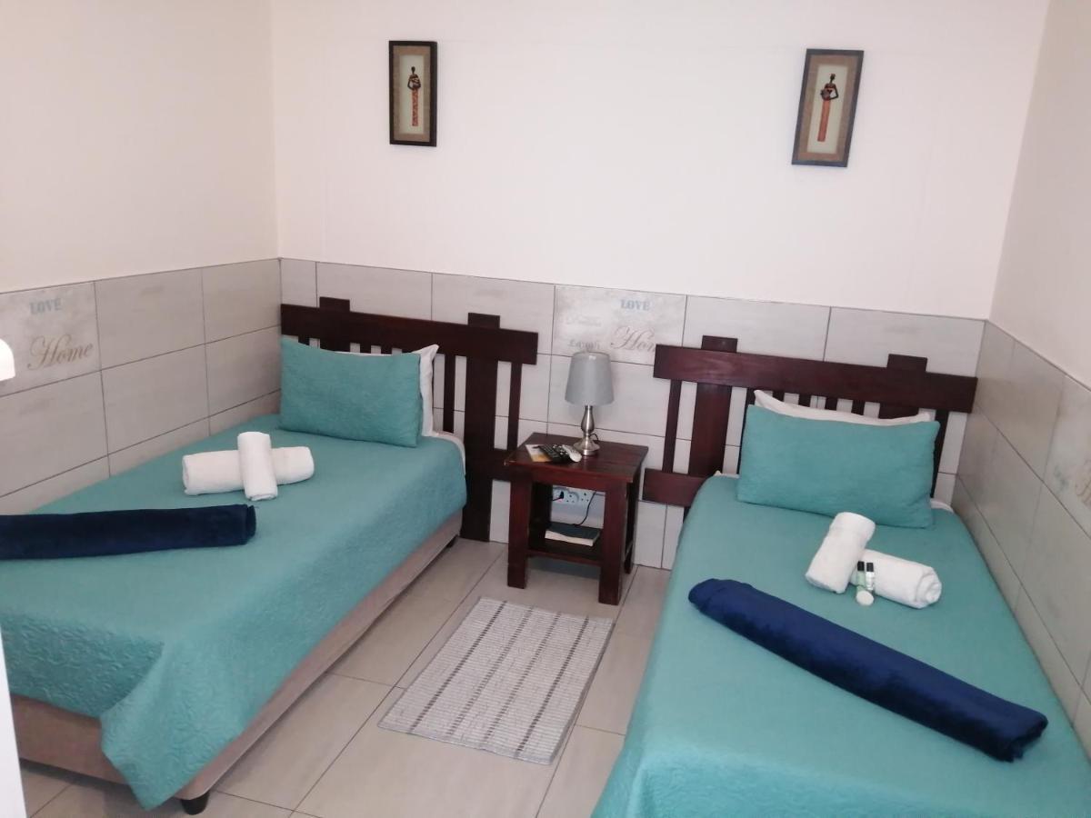 Esperanca Guesthouse Windhoek Esterno foto