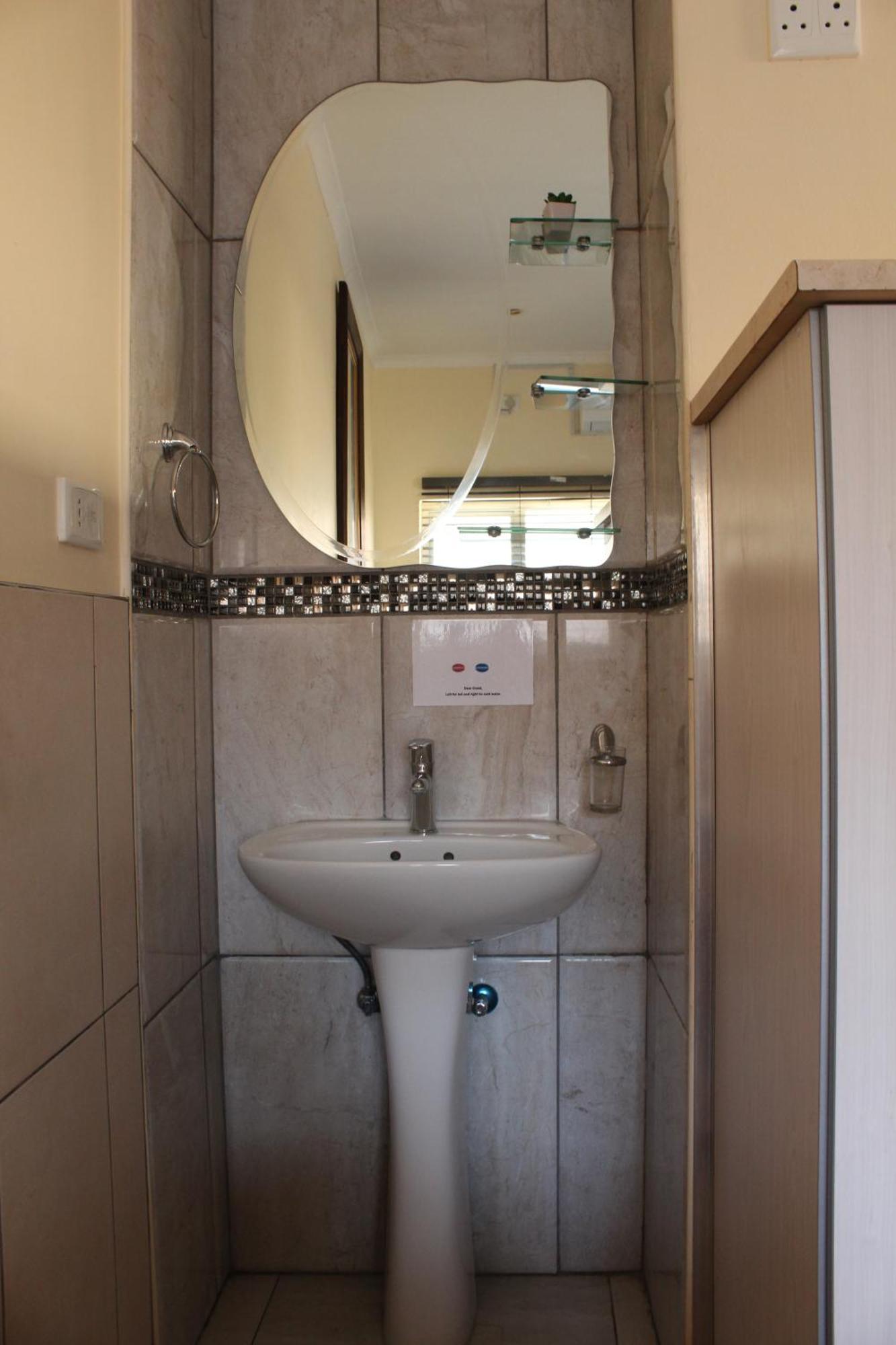 Esperanca Guesthouse Windhoek Esterno foto