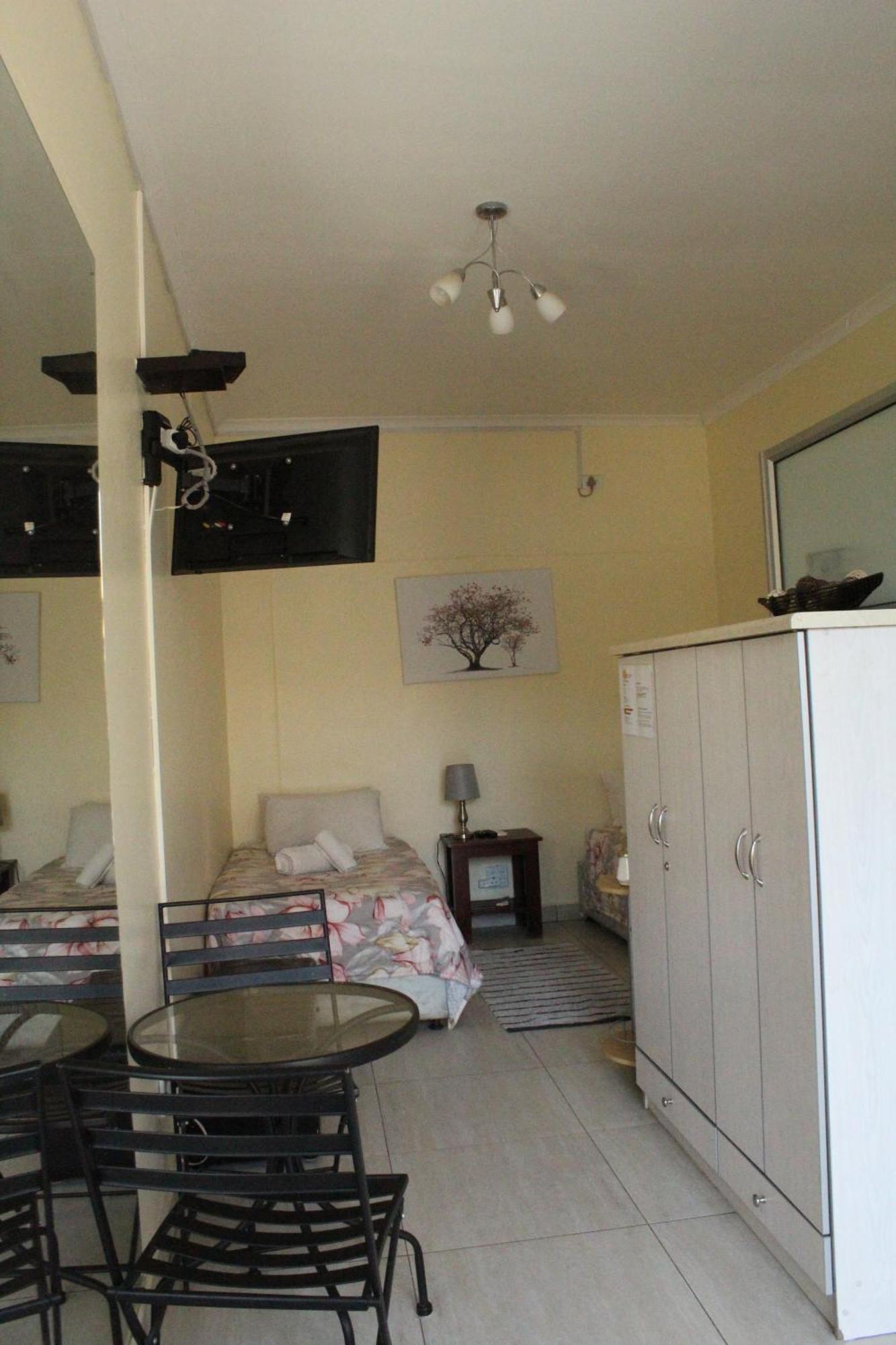 Esperanca Guesthouse Windhoek Esterno foto