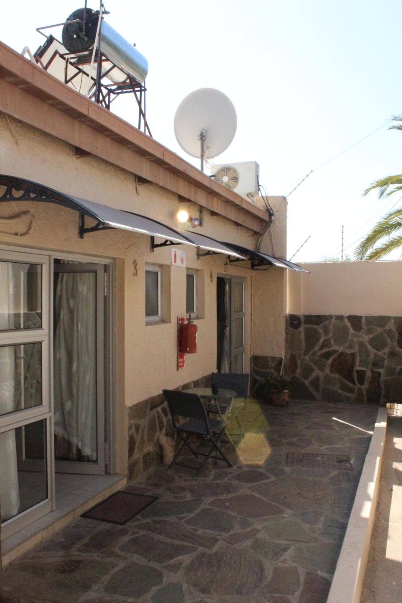 Esperanca Guesthouse Windhoek Esterno foto