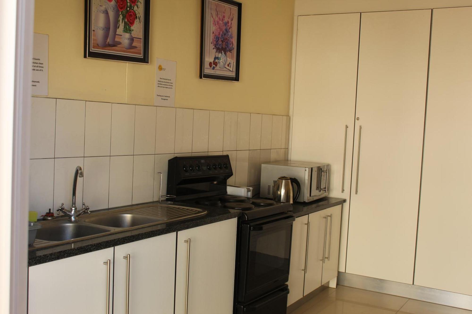 Esperanca Guesthouse Windhoek Esterno foto